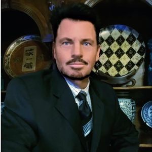 Meet your Posher, Lance